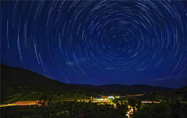 “仲夏夜之夢” 赴一場雞足山的浪漫星空！