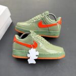 Nike Air Force 1 Low: Oil Green/Platinum Tint-Safety Orange - Image 2